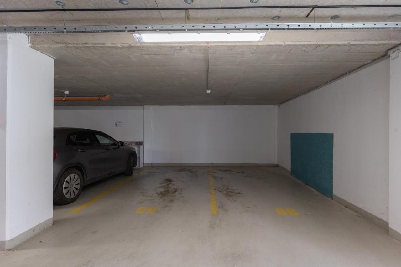 All You Need In Bp - Garage, Terraces, Aircon Βουδαπέστη Εξωτερικό φωτογραφία