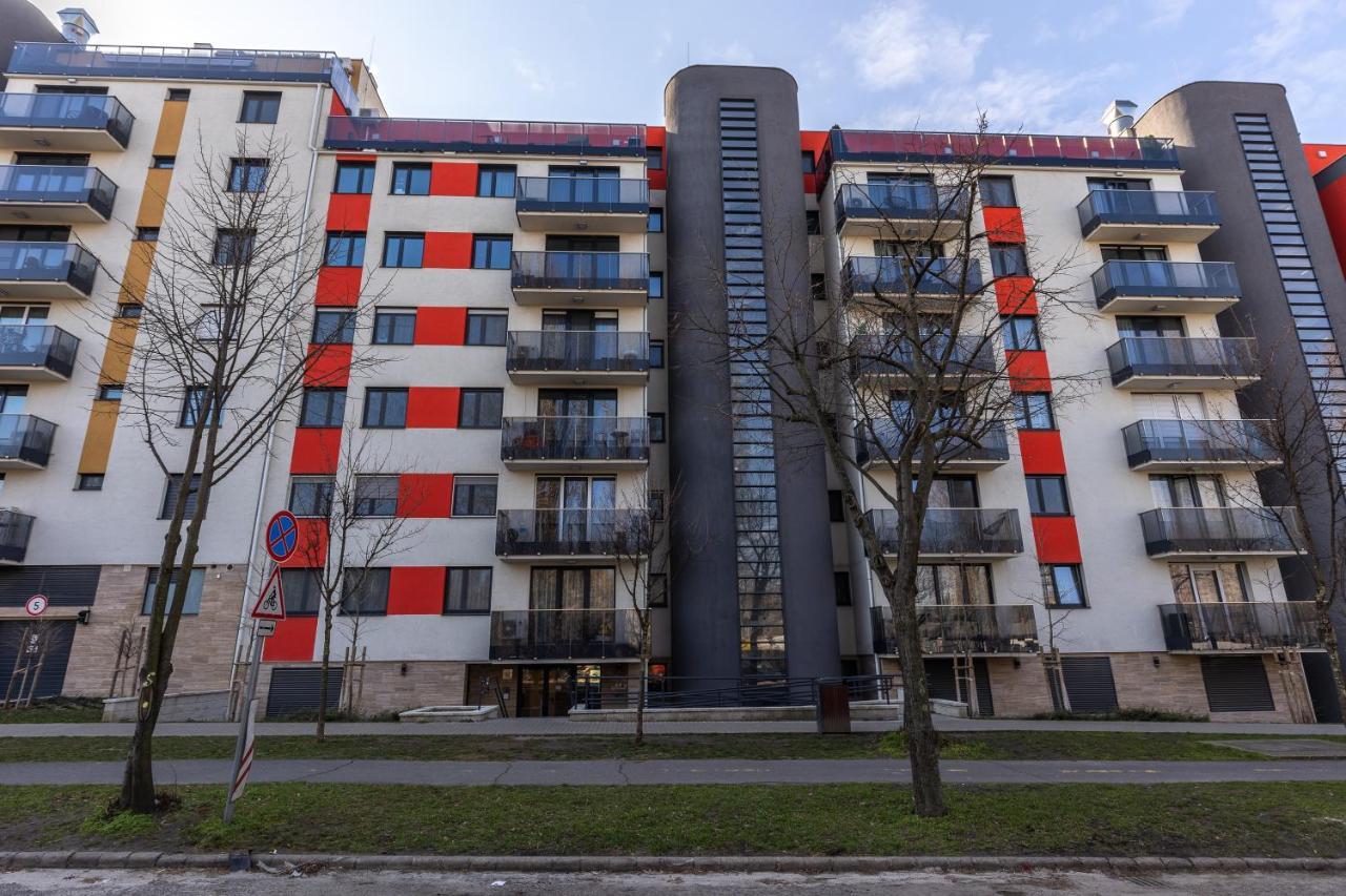 All You Need In Bp - Garage, Terraces, Aircon Βουδαπέστη Εξωτερικό φωτογραφία